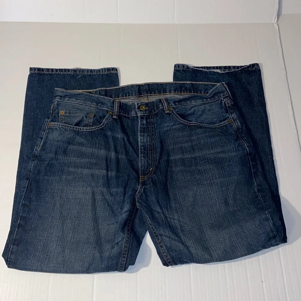Levi’s 559 Men’s Size 38 Waist 30 Length Relaxed Denim Blue Jeans